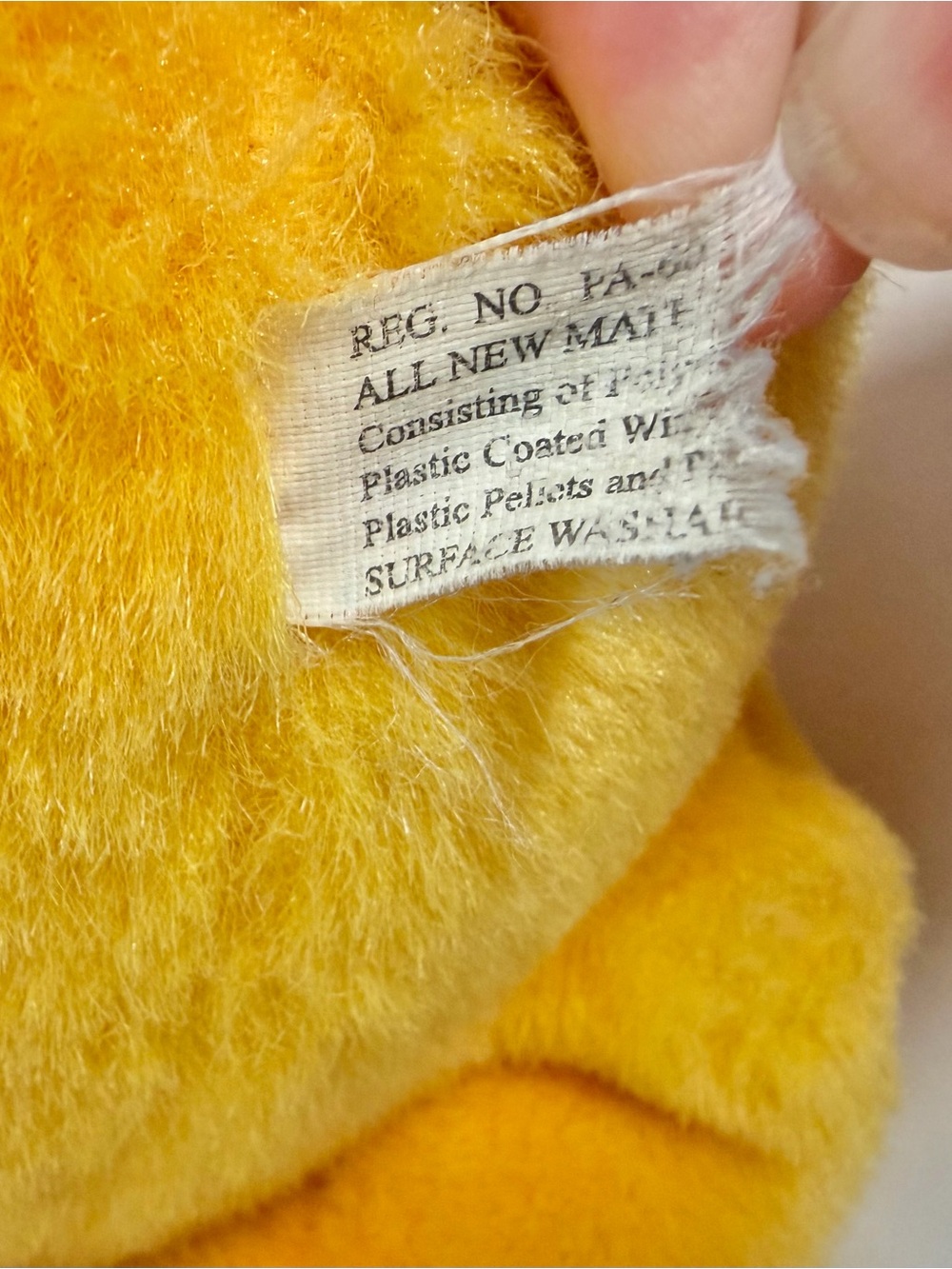 VTG 1998 Blustery Winnie The Pooh Blowing Scarf 12" Plush Stuffed Animal - Picture 6 of 6